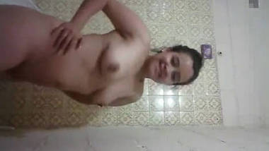Wwwsexydotcom - A Chubby Girl Full Nude Bathing Self Recorded xxx indian film