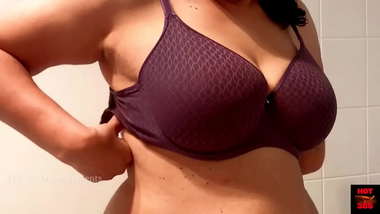 Xmxxa - Hot Wife Getting Ready To Shower Topless xxx indian film