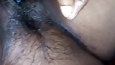 Hearepussysex - Fingering Wet And Hairy Pussy xxx indian film