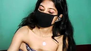 Sri Lankan Girl Showing Boobs xxx indian film