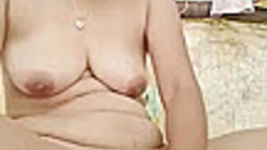 Wwwxvxvxv - Cambaes indian home video at Watchhindiporn.net
