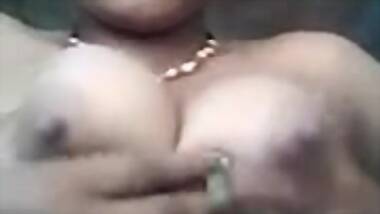 Desi Bhabhi grows pair and goes exposing XXX body parts in MMS clip