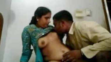 Xxxvideoshind - Xxxvideoshind indian home video at Watchhindiporn.net