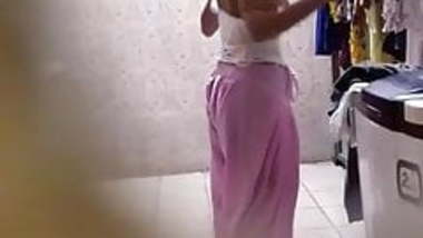 380px x 214px - Madurai Young Hot Tamil Girl Dress Change Taken By Hiddencam xxx indian film
