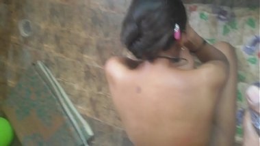 380px x 214px - Desperate Sri Lankan Couple indian home video at Watchhindiporn.net