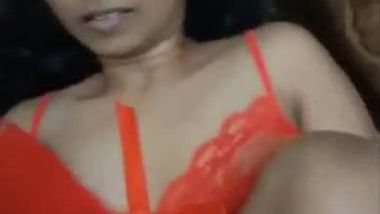 Xxzmovies - Indian Milf Flashes Her Breasts On Camera During Changing In Home Porn xxx  indian film