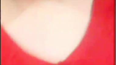 Sexy bhabhi nude breasts showing on video call