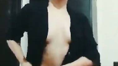 Mishti Basu, a Bengali-origin adult actress nude MMS