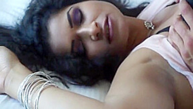 Bahai Apni Choti Behan Ki Hato Se Mot Marwate Sex Mivis - Hot Dili Hotel Mms indian home video at Watchhindiporn.net