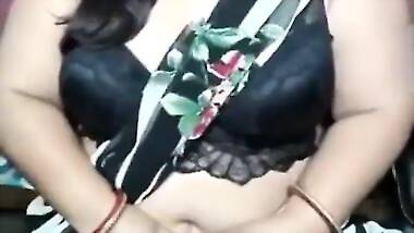 Horny Indian bbw mom