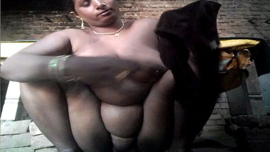 Gionee Xxx Com Hd Download - Busty Village Bhabhi Nude Selfshot Video xxx indian film