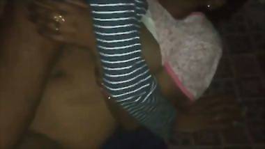 Lover fucks his married GF secretly in the desi sex video
