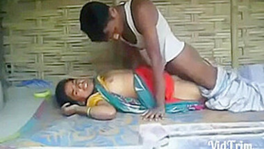 380px x 214px - Db Xxxam indian home video at Watchhindiporn.net