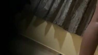 Sexy Tamil Girl Recorded Nude By RoomService Boy