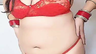 Nude Bhabhi strips her saree in front of her Devar