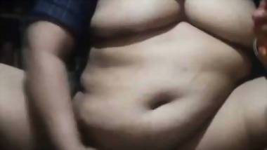 Desi nude aunt masturbates with a plastic bottle