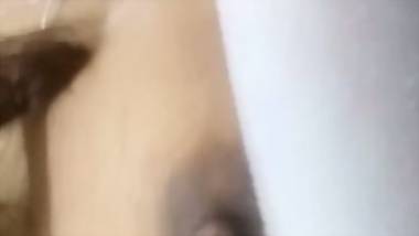 Pure Tamil girl nude nipple show MMS